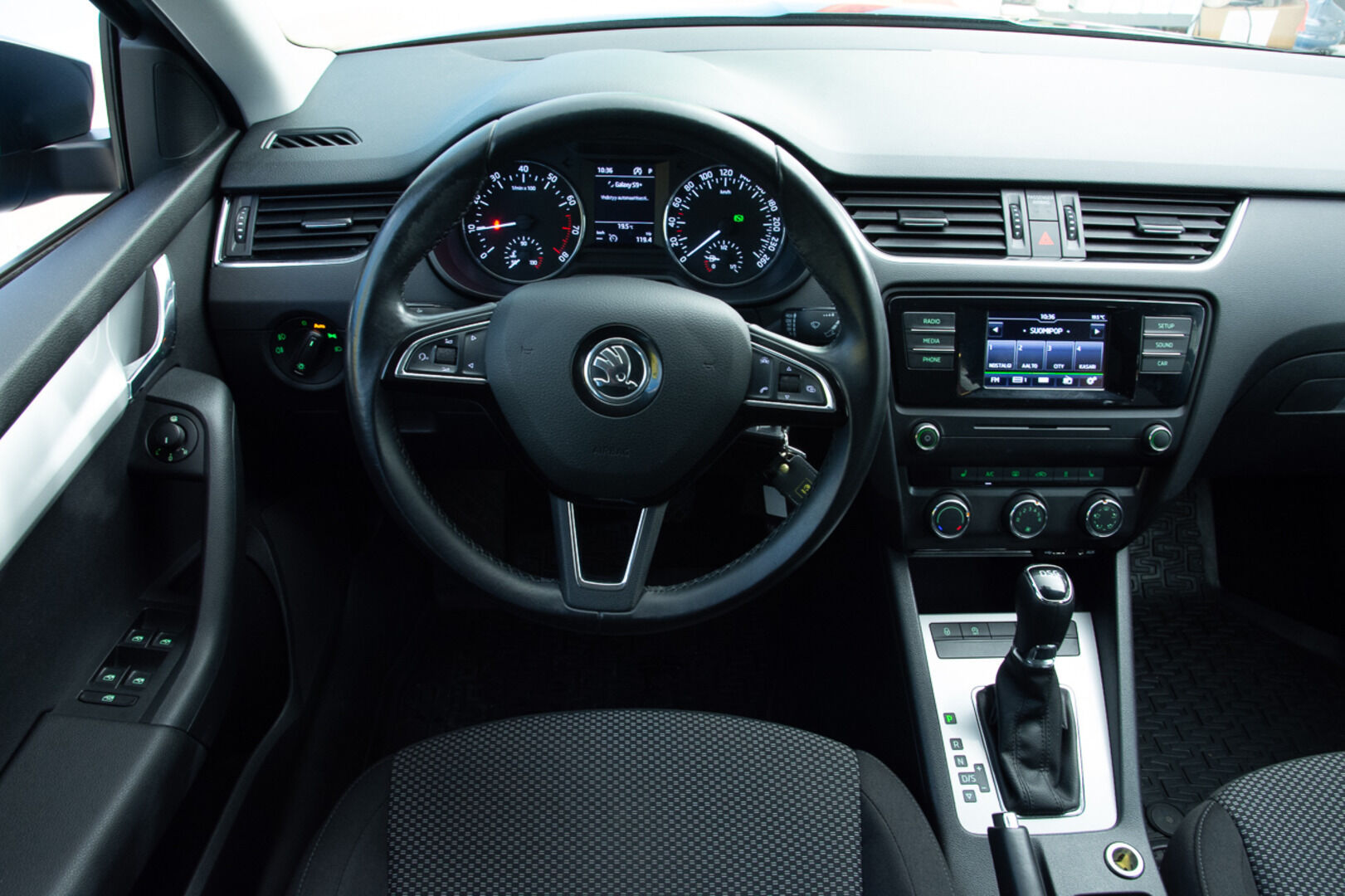 Skoda Octavia 2017 Combi 1,0 TSI Ambition* / Tutka / Vakkari / Webasto / 2x renkaat/ - * Webasto / Tutka / Vakkari*