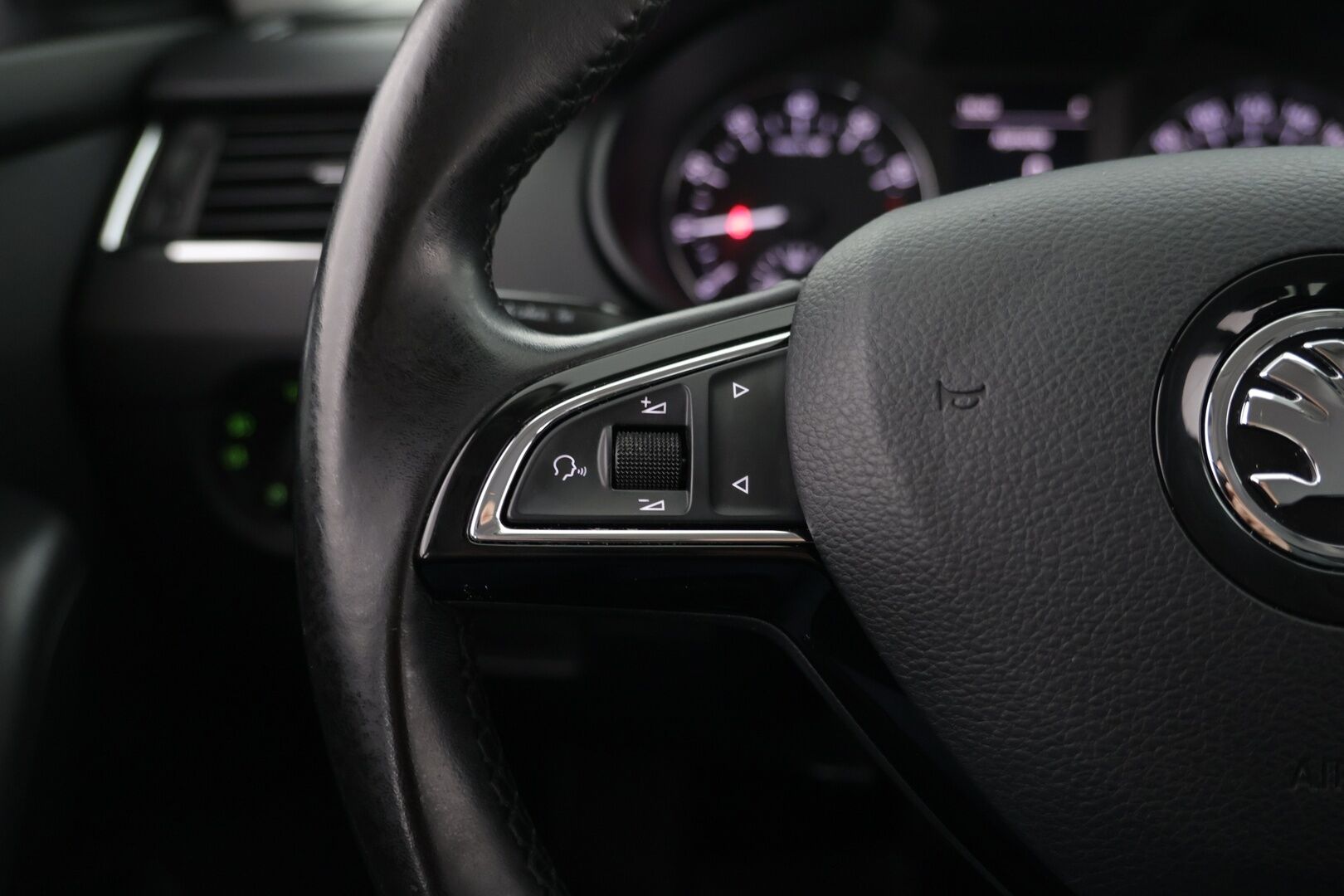 Skoda Octavia 2017 Combi 1,0 TSI Ambition* / Tutka / Vakkari / Webasto / 2x renkaat/ - Huippu käyttöauto / Hyvät lisävarusteet / Sopu kilsat! - HULLUT AVAJAISHULINAT KORKOTARJOUS 3,29 %