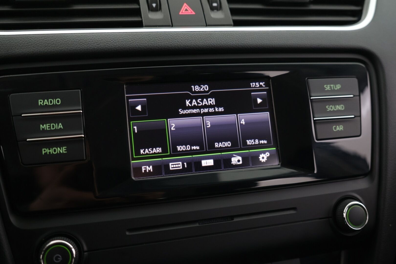 Skoda Octavia 2017 Combi 1,0 TSI Ambition* / Tutka / Vakkari / Webasto / 2x renkaat/ - Huippu käyttöauto / Hyvät lisävarusteet / Sopu kilsat! - HULLUT AVAJAISHULINAT KORKOTARJOUS 3,29 %