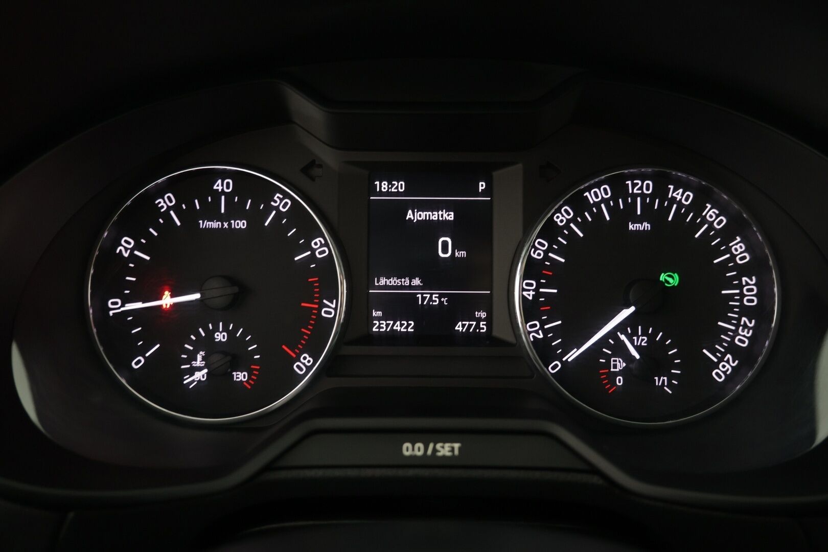 Skoda Octavia 2017 Combi 1,0 TSI Ambition* / Tutka / Vakkari / Webasto / 2x renkaat/ - Huippu käyttöauto / Hyvät lisävarusteet / Sopu kilsat! - HULLUT AVAJAISHULINAT KORKOTARJOUS 3,29 %