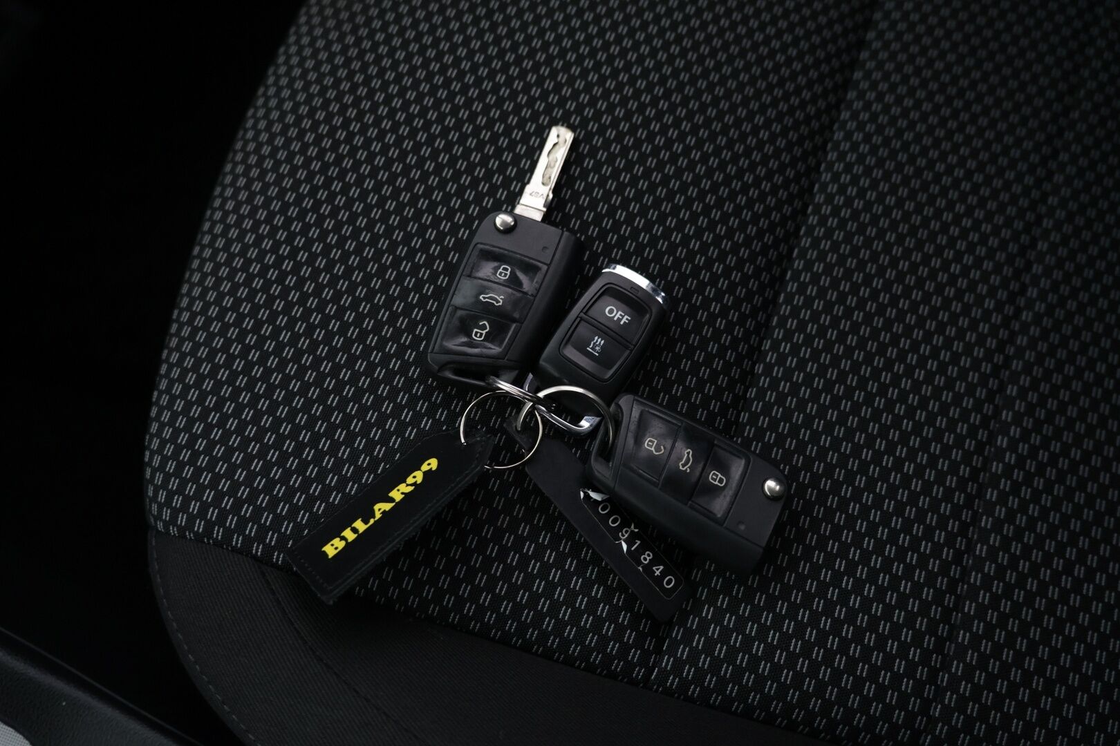 Skoda Octavia 2017 Combi 1,0 TSI Ambition* / Tutka / Vakkari / Webasto / 2x renkaat/ - Huippu käyttöauto / Hyvät lisävarusteet / Sopu kilsat! - HULLUT AVAJAISHULINAT KORKOTARJOUS 3,29 %