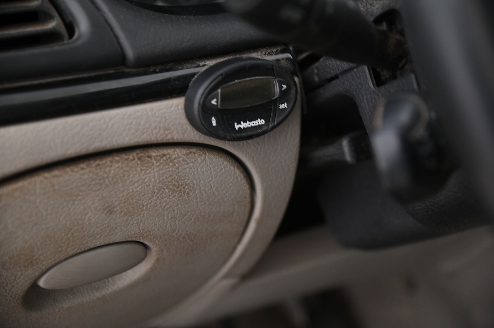 Citroen C5 2006 5D BREAK 2.0HDI AUTOMATIC *Myydään YritysOutlet-Myydään vain yrityksille / Suomi-Auto / Webasto / Vakkari* - *Myydään YritysOutlet - Myydään vain yritysille / Koukku / 2X Renkaat*