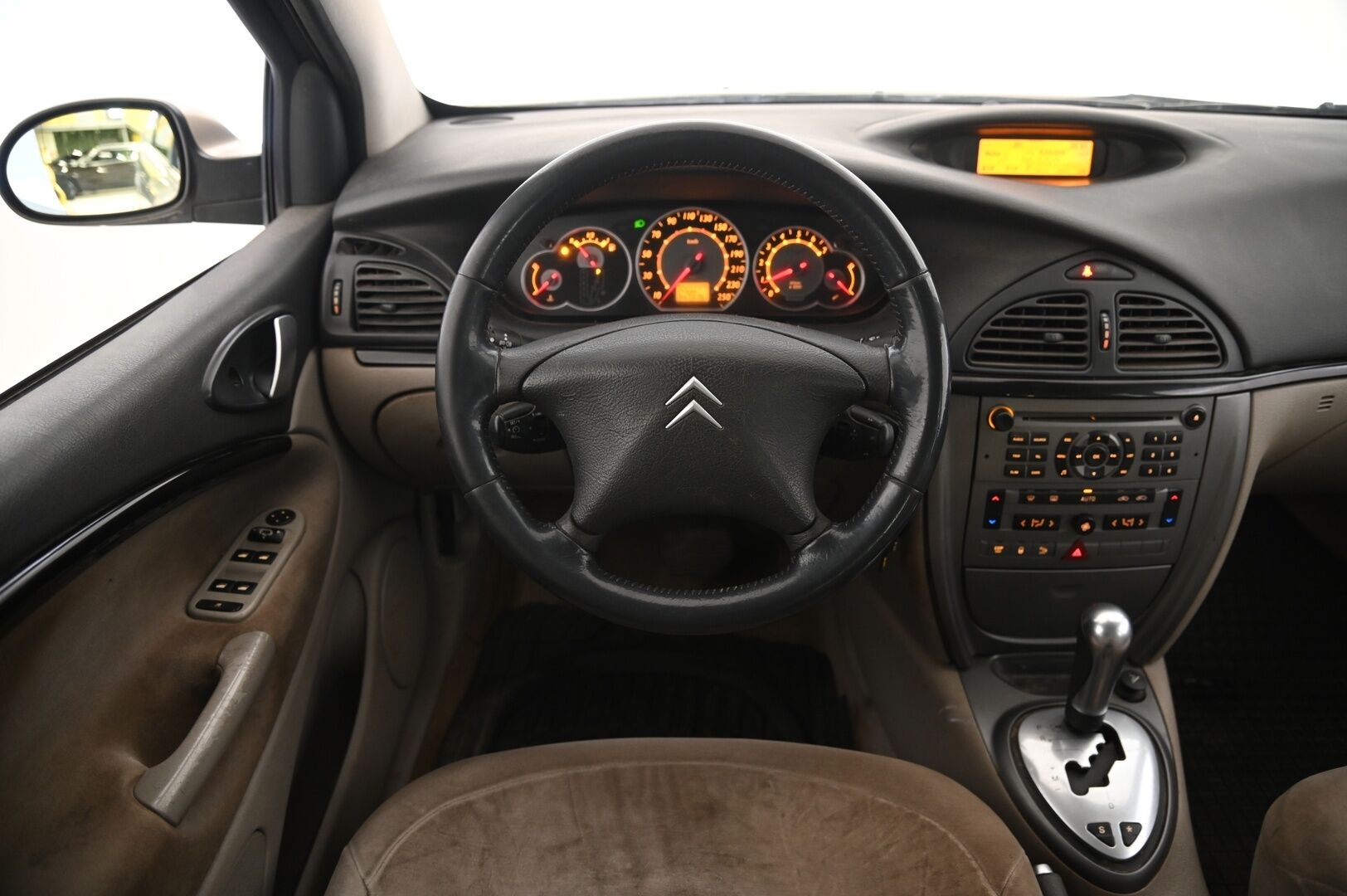 Citroen C5 2006 5D BREAK 2.0HDI AUTOMATIC *Myydään YritysOutlet-Myydään vain yrityksille / Suomi-Auto / Webasto / Vakkari* - *Myydään YritysOutlet - Myydään vain yritysille / Koukku / 2X Renkaat*