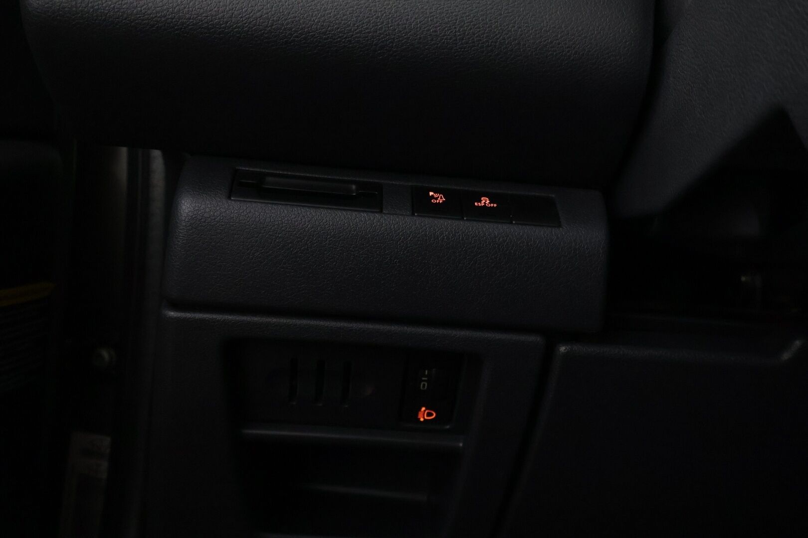 Peugeot 3008 2011 Active Pack 120 VTi - *Myydään Huutokaupat.com!*