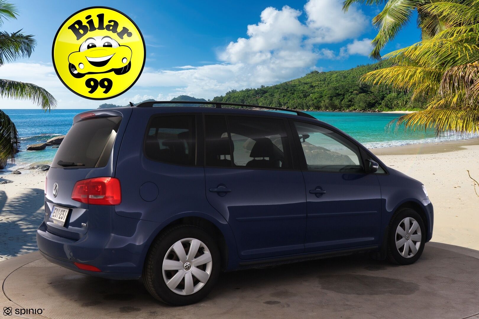 Volkswagen Touran 2011 Comfortline 1,6 TDI 77 kW (105 hv) DSG-automaatti - Lohko / Vakkari / Koukku / Suomi-auto 