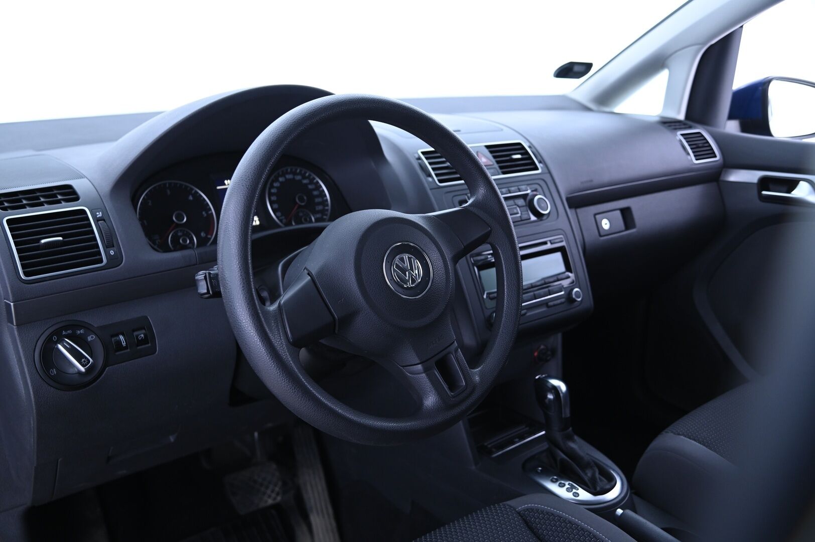 Volkswagen Touran 2011 Comfortline 1,6 TDI 77 kW (105 hv) DSG-automaatti - Lohko / Vakkari / Koukku / Suomi-auto 