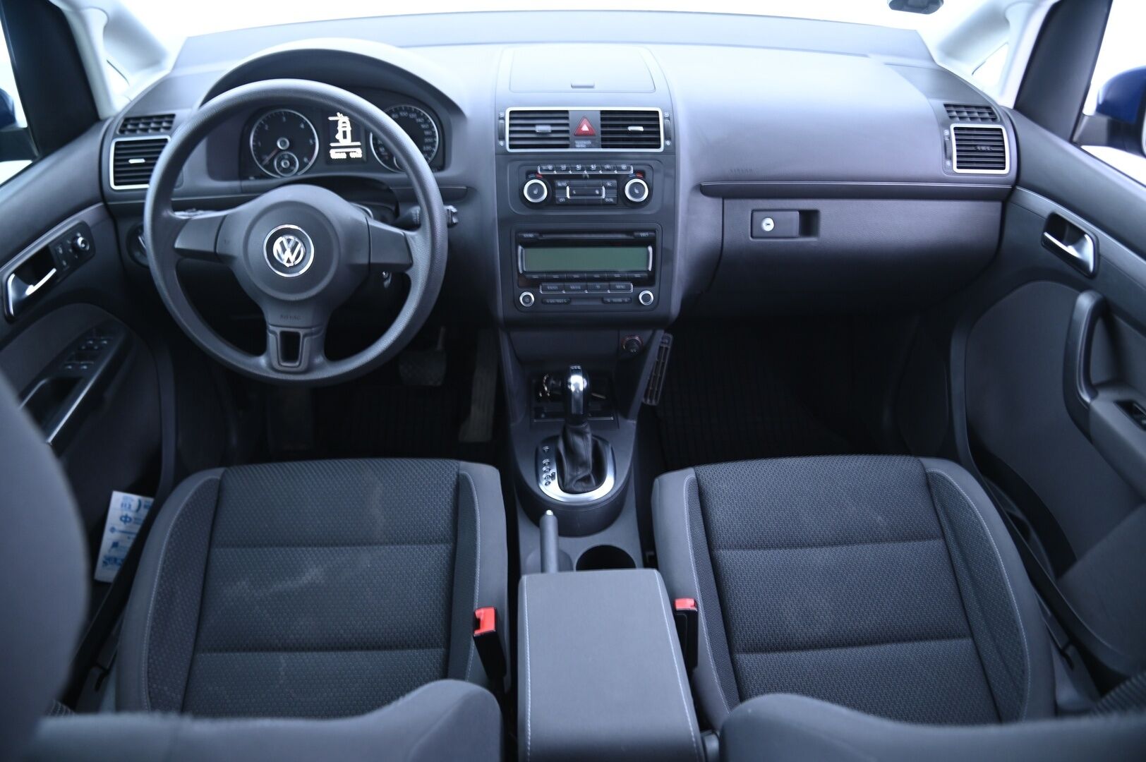 Volkswagen Touran 2011 Comfortline 1,6 TDI 77 kW (105 hv) DSG-automaatti - Lohko / Vakkari / Koukku / Suomi-auto 