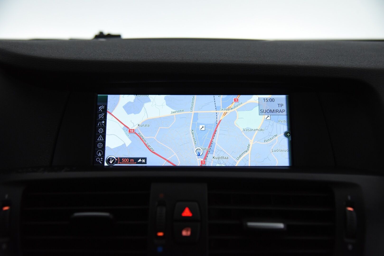 BMW X3 2011 A F25 Business / PA-lämmitin / P-kamera / Prof.navi / HUD / Xenon / Sporttipenkit - Hyvin varusteltu / Tulossa myyntiin! 