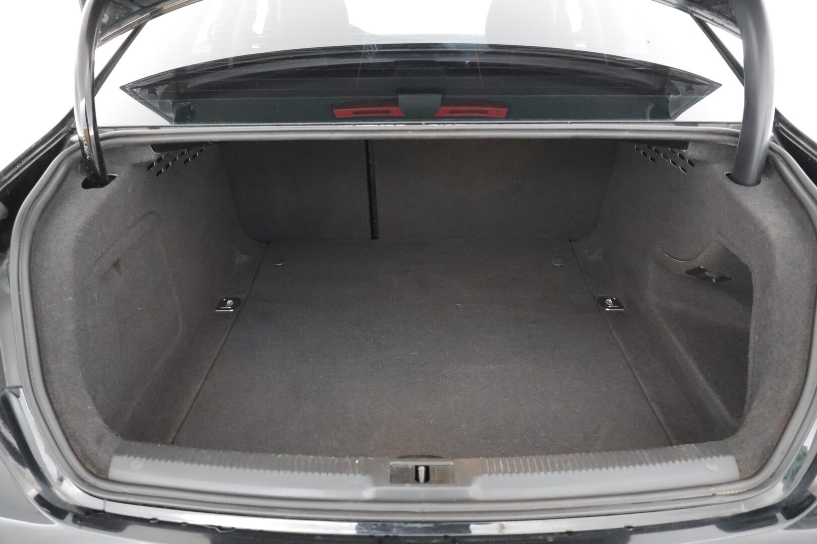 Audi A4 2009 Sedan 1,8 TFSI 118 kW-- YritysOutlet - Myydään vain yrityksille - YritysOutlet - Myydään vain yrityksille