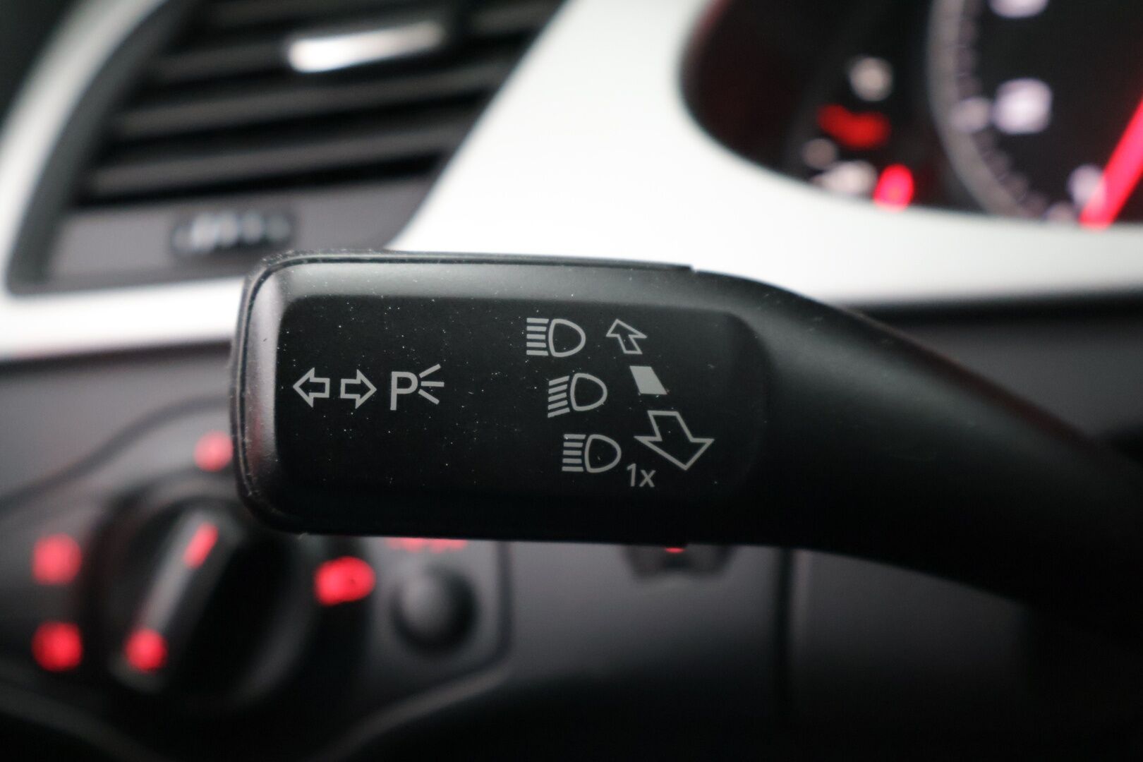 Audi A4 2009 Sedan 1,8 TFSI 118 kW-- YritysOutlet - Myydään vain yrityksille - YritysOutlet - Myydään vain yrityksille