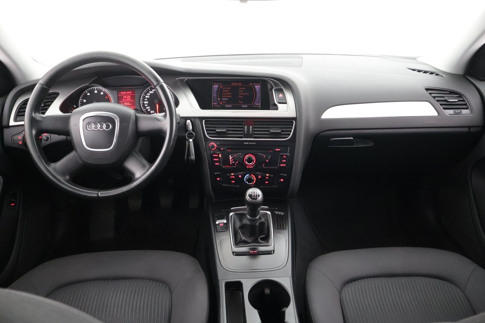 Audi A4 2009 Sedan 1,8 TFSI 118 kW-- YritysOutlet - Myydään vain yrityksille - YritysOutlet - Myydään vain yrityksille