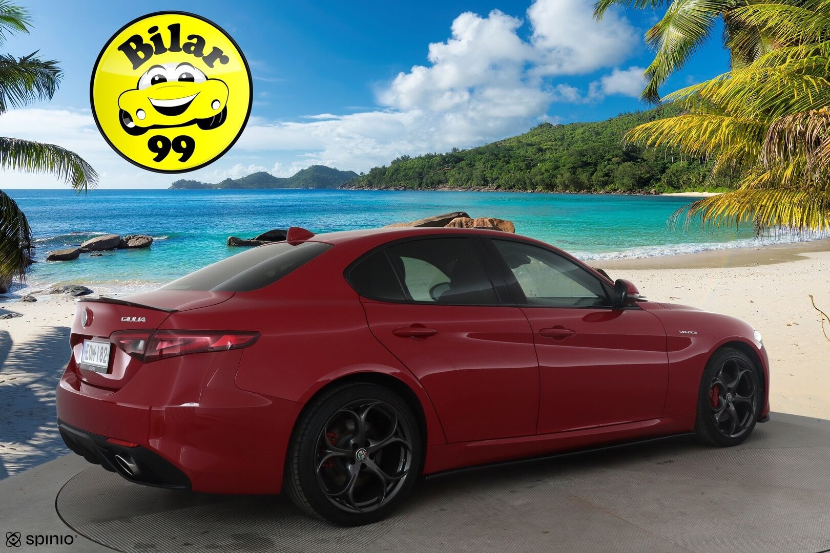 Alfa Romeo Giulia 2017 2,0 Bensiini 280hp AT8 AWD Veloce *Vakkari / P.tutkat / Sporttipenkit / Muistipenkki / Bi-Xenon / KeylessGo* - Suomi-auto / Kahdet renkaat aluvanteilla 