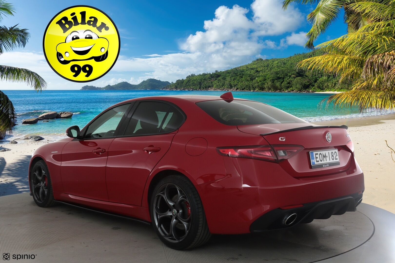 Alfa Romeo Giulia 2017 2,0 Bensiini 280hp AT8 AWD Veloce *Vakkari / P.tutkat / Sporttipenkit / Muistipenkki / Bi-Xenon / KeylessGo* - Suomi-auto / Kahdet renkaat aluvanteilla 