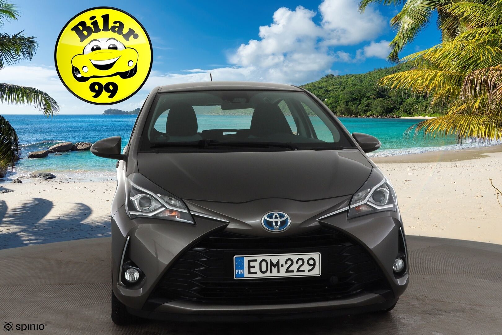 Toyota Yaris 2017 1,5 Hybrid Business * Vakkari / Navi / Kaistavahti / P.Kamera / Bluetooth / Lohkolämmitin * - Suomi-auto / Kahdet renkaat / Merkkihuollettu - HULLUT JOULUT KORKOTARJOUS 2,49% 
