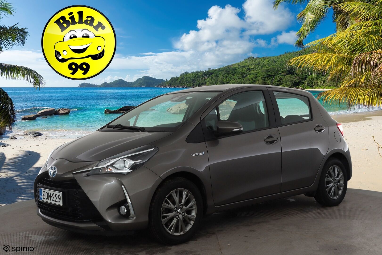 Toyota Yaris 2017 1,5 Hybrid Business * Vakkari / Navi / Kaistavahti / P.Kamera / Bluetooth / Lohkolämmitin * - Suomi-auto / Kahdet renkaat / Merkkihuollettu - HULLUT JOULUT KORKOTARJOUS 2,49% 