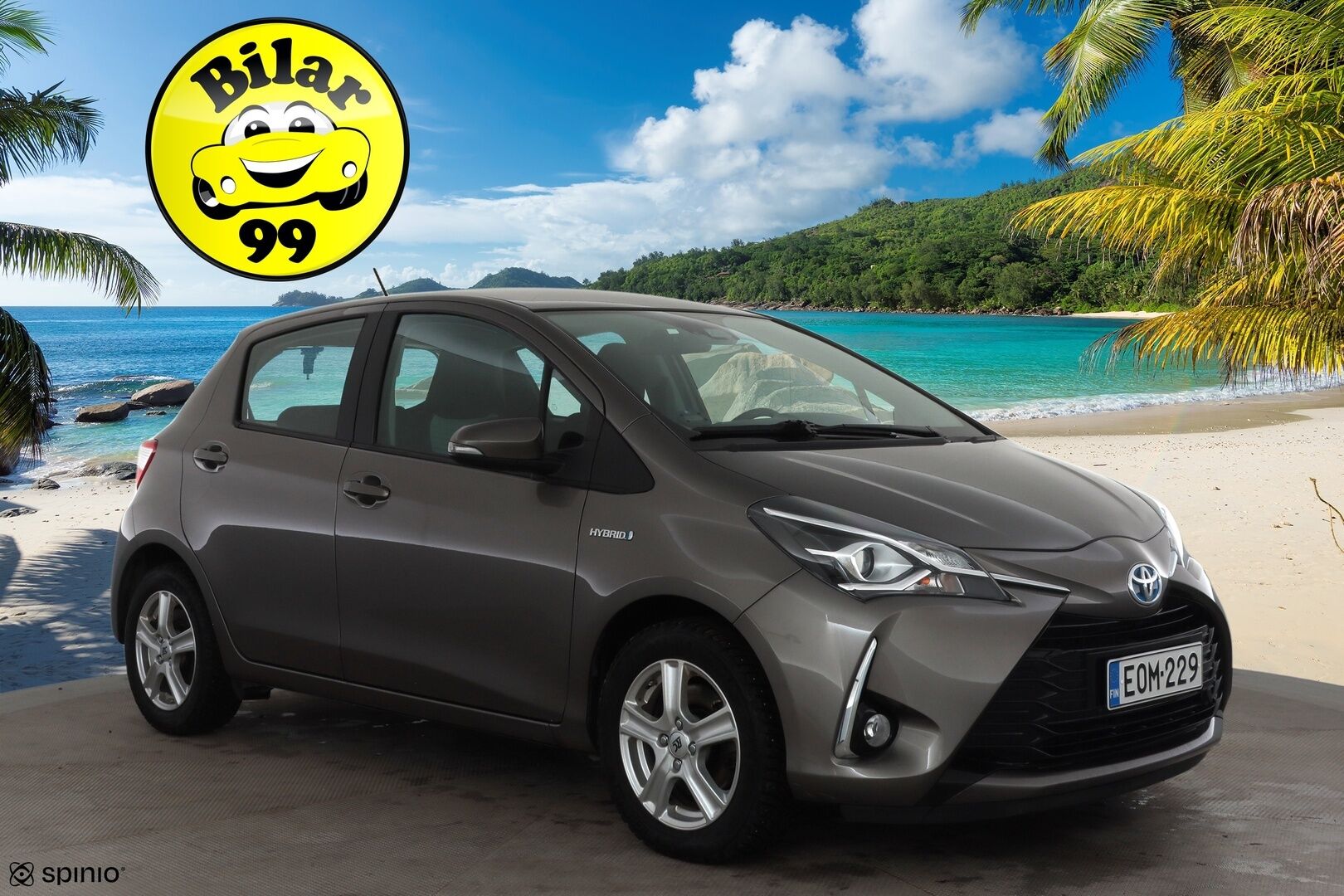 Toyota Yaris 2017 1,5 Hybrid Business * Vakkari / Navi / Kaistavahti / P.Kamera / Bluetooth / Lohkolämmitin * - Suomi-auto / Kahdet renkaat / Merkkihuollettu - HULLUT JOULUT KORKOTARJOUS 2,49% 