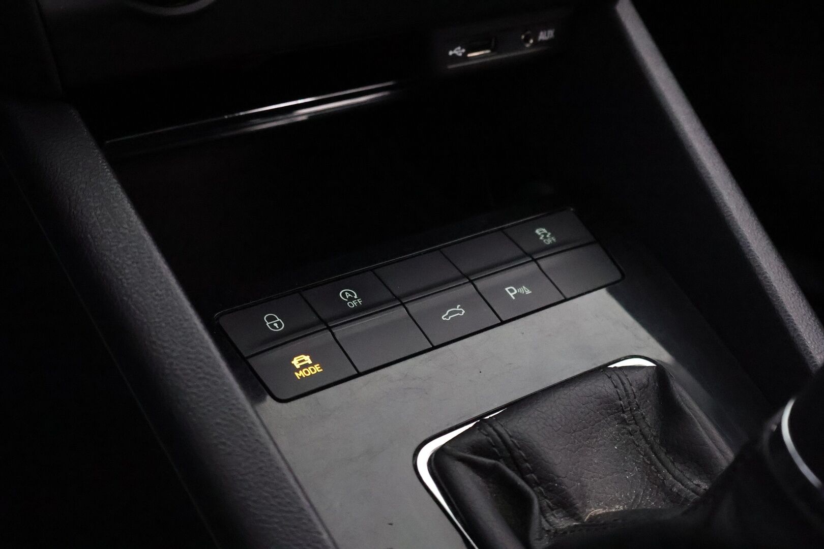 Skoda Octavia 2017 Combi 2,0 TDI 184 4x4 Scout DSG Autom. - Suomiauto / Webasto / Adapt.Vakkari / Koukku / Peruutuskamera / Lämmitettävä tuulilasi / Kaukovaloautomatiikka / BLIS / Huippuvarusteet!