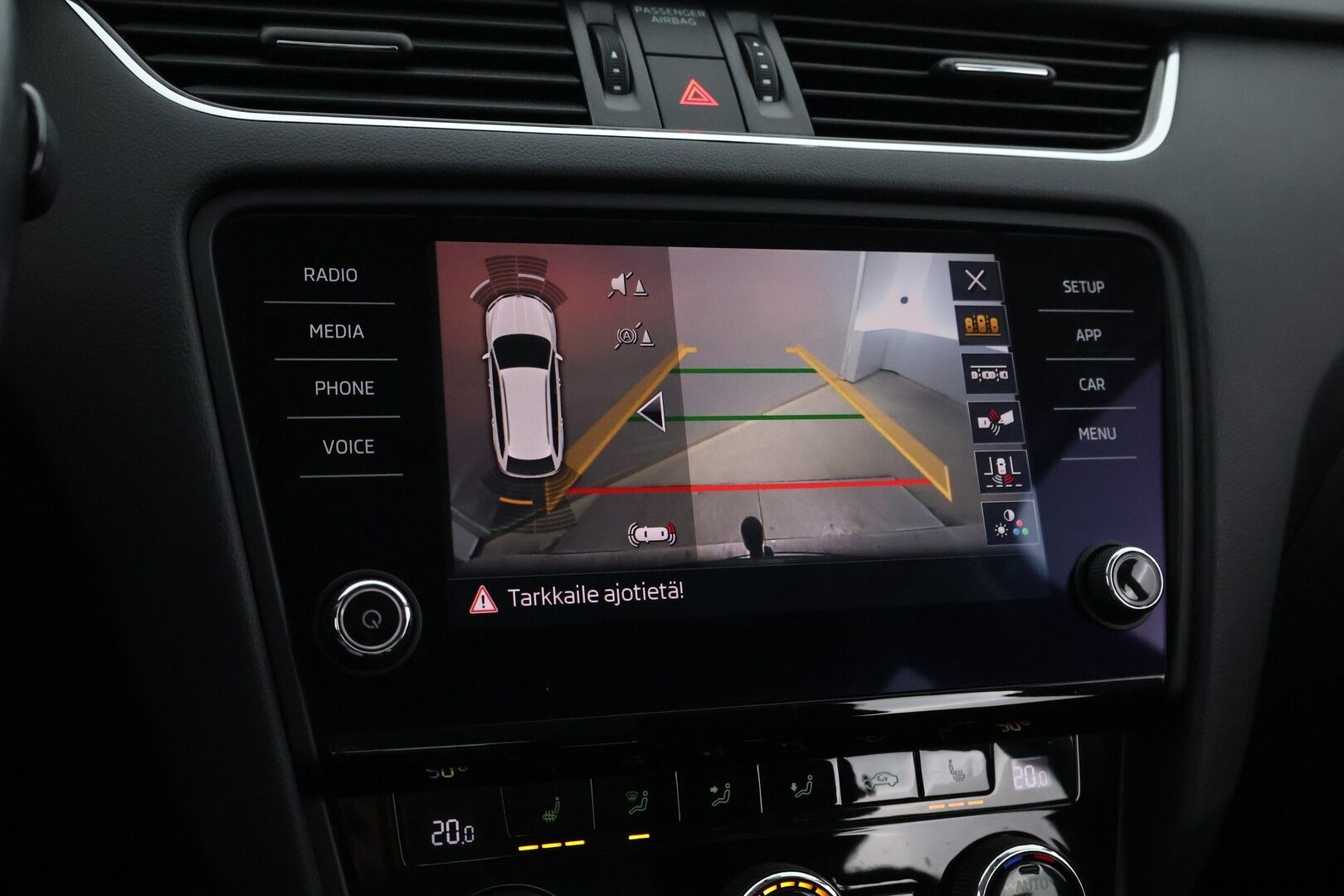 Skoda Octavia 2017 Combi 2,0 TDI 184 4x4 Scout DSG Autom. - Suomiauto / Webasto / Adapt.Vakkari / Koukku / Peruutuskamera / Lämmitettävä tuulilasi / Kaukovaloautomatiikka / BLIS / Huippuvarusteet!