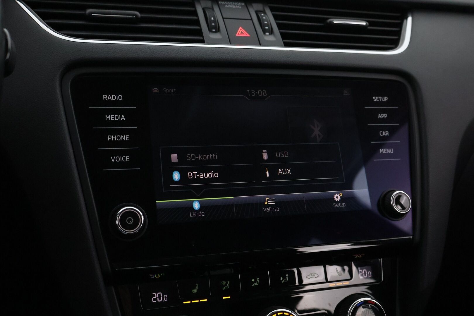 Skoda Octavia 2017 Combi 2,0 TDI 184 4x4 Scout DSG Autom. - Suomiauto / Webasto / Adapt.Vakkari / Koukku / Peruutuskamera / Lämmitettävä tuulilasi / Kaukovaloautomatiikka / BLIS / Huippuvarusteet!