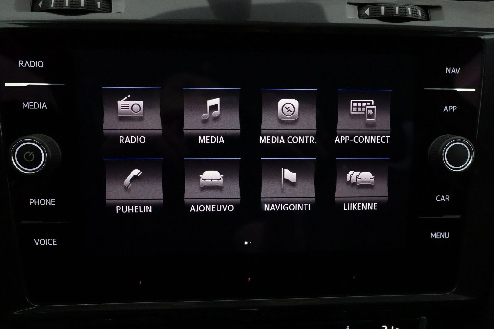 Volkswagen Golf 2017 Variant Alltrack 1,8 TSI 132 kW 4MOTION DSG **Digimittaristo / Adapt. vakkari / Webasto / Koukku / Keyless / Apple&Android** - Suomi-auto / Navi / LED / 