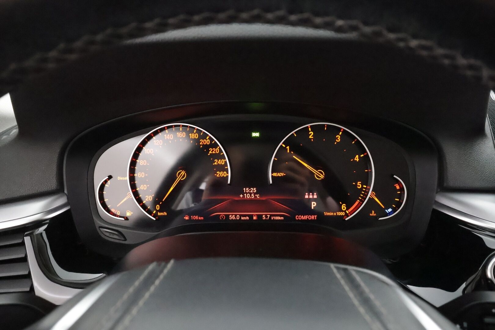 BMW 520 2017 G30 Sedan 520d A xDrive Business Comfort * Koukku / Vakkari / H&K / Webasto / Muistipenkit / LED / Vaaleat nahat / Digimittaristo * - Suomi-auto / Kahdet renkaat aluvanteilla / Hyvät varusteet - HULLUT AVAJAISHULINAT KORKOTARJOUS 3,29 %