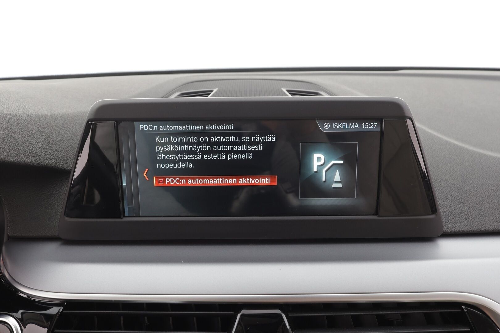 BMW 520 2017 G30 Sedan 520d A xDrive Business Comfort * Koukku / Vakkari / H&K / Webasto / Muistipenkit / LED / Vaaleat nahat / Digimittaristo * - Suomi-auto / Kahdet renkaat aluvanteilla / Hyvät varusteet - HULLUT AVAJAISHULINAT KORKOTARJOUS 3,29 %