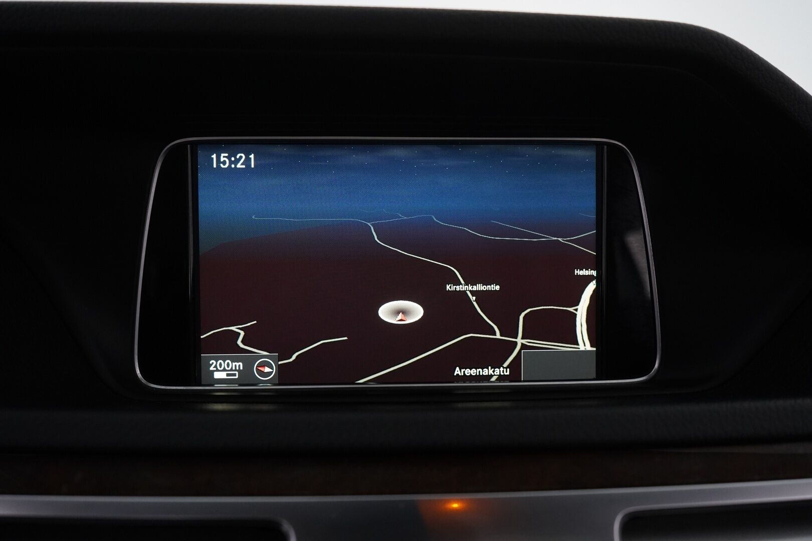 Mercedes-Benz E 2014 300 BlueTec Hybrid T A Premium Business *YritysOutlet - Myydään vain yrityksille* - Ilmastoidut nahat / Koukku / Kattoluukku / Muistipenkit / Lohko / Vakkari / ILS