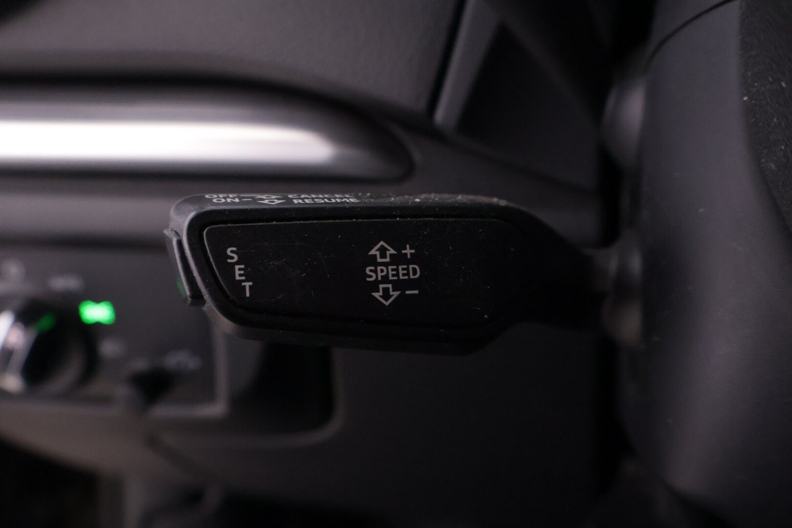 Audi A3 2017 Sportback Land of quattro Edition 2,0 TDI 135 kW quattro S tronic *Bang&Olufsen / Webasto / Koukku / Sporttipenkit / Vakkari / LED* - Erittäin hyvin huollettu kaksilla renkailla ja Audin vanteilla varusteltu Suomiauto!