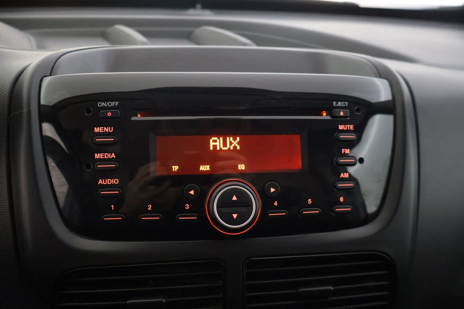 Opel Combo 2018 Van L2H1 1,3 CDTI Start/Stop 70kW MT5 (XIAE) * Vakkari / Start-Stop / Penkinlämmitin * - Juuri huollettu / siisti yksilö / 2x Renkailla - HULLUT AVAJAISHULINAT KORKOTARJOUS 3,29 %