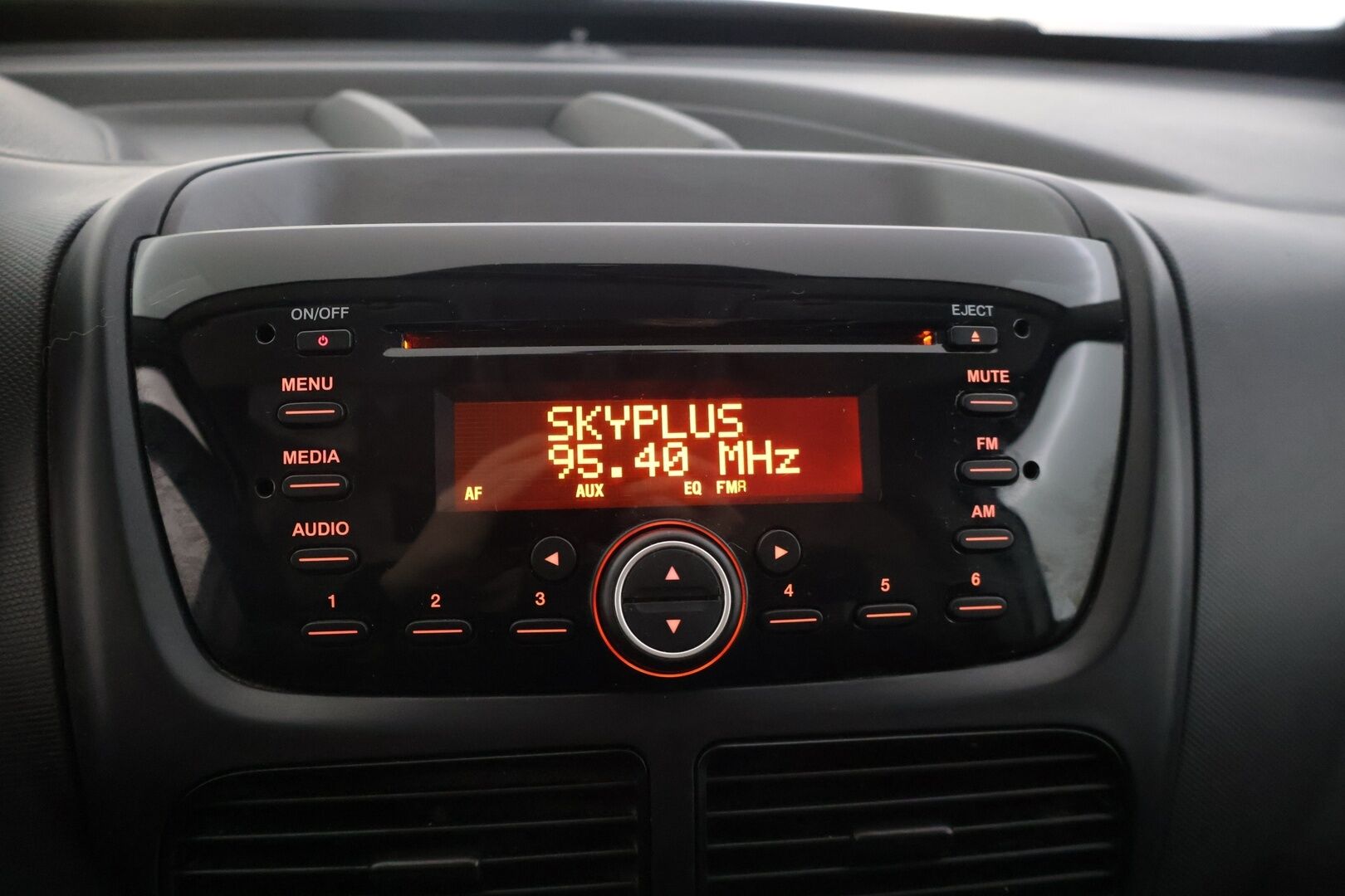 Opel Combo 2018 Van L2H1 1,3 CDTI Start/Stop 70kW MT5 (XIAE) * Vakkari / Start-Stop / Penkinlämmitin * - Juuri huollettu / siisti yksilö / 2x Renkailla - HULLUT AVAJAISHULINAT KORKOTARJOUS 3,29 %