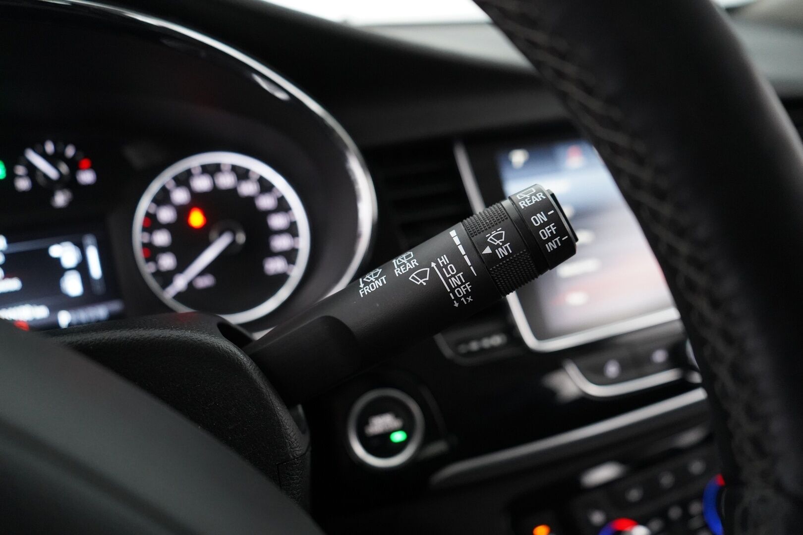 Opel Mokka 2017 X Innovation 1,4 Turbo ECOTEC 103kW AT6 *Puolinahat / Koukku / Kamera / Lohko+sisä / Navi / Ratinlämmitin* - Suomi-auto / Kahdet vanteet / Särmät huollot / Kattavat varusteet