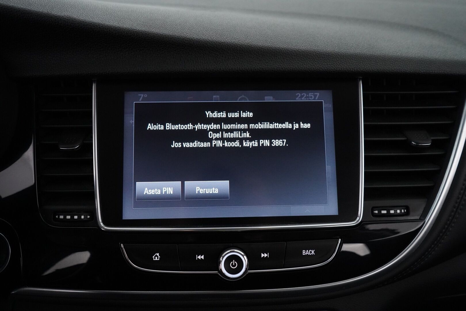 Opel Mokka 2017 X Innovation 1,4 Turbo ECOTEC 103kW AT6 *Puolinahat / Koukku / Kamera / Lohko+sisä / Navi / Ratinlämmitin* - Suomi-auto / Kahdet vanteet / Särmät huollot / Kattavat varusteet