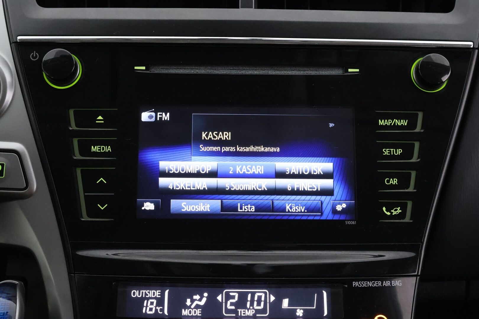 Toyota Prius+ 2017 Active - Suomi-auto | Vakkari | P. Kamera | HUD | Navi | Keyless |