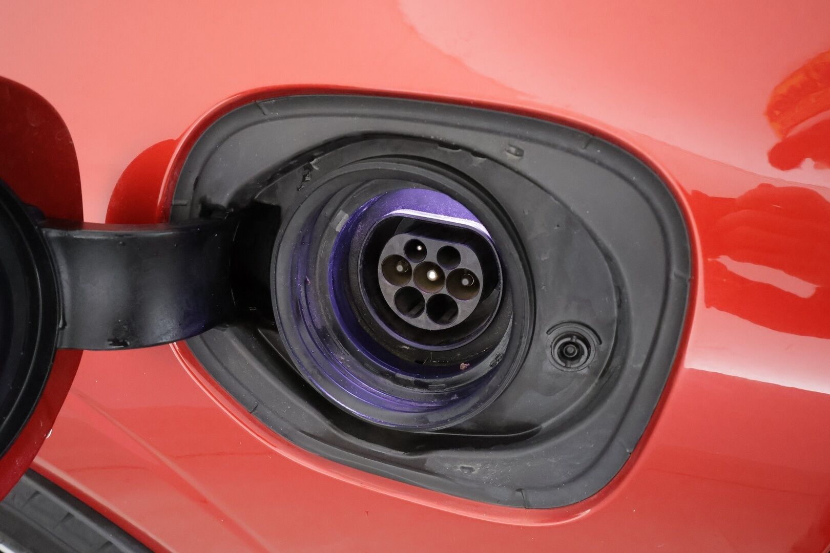 Volvo XC60 2018 T8 AWD R-Design aut * Panorama / Webasto / Koukku / ACC / Full-LED / P.kamera / Sportpenkki Muistilla / Navi * - Suomi-auto / Kahdet renkaat - Osta nyt, maksa vasta ensi vuonna