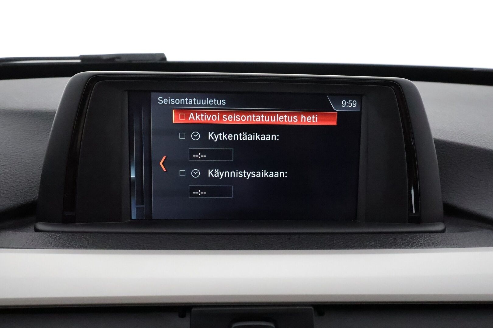 BMW 320 2018 F31 LCI Touring 320d A xDrive Business ** 1-om Suomi-auto / Sporttinahat / Vakkari / LED / P.tutkat ** - 1 omisteinen / Led-ajovalot / Lämmitettävä ratti /