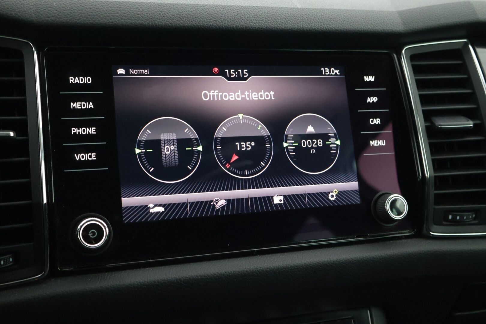 Skoda Kodiaq 2018 2,0 TDI 150 4x4 Style *P-Lämmitin / Vetokoukku / Adapt.Cruise / Sähköistuimet muisteilla / Canton Sound system / Winter paketti* - Navi / LED