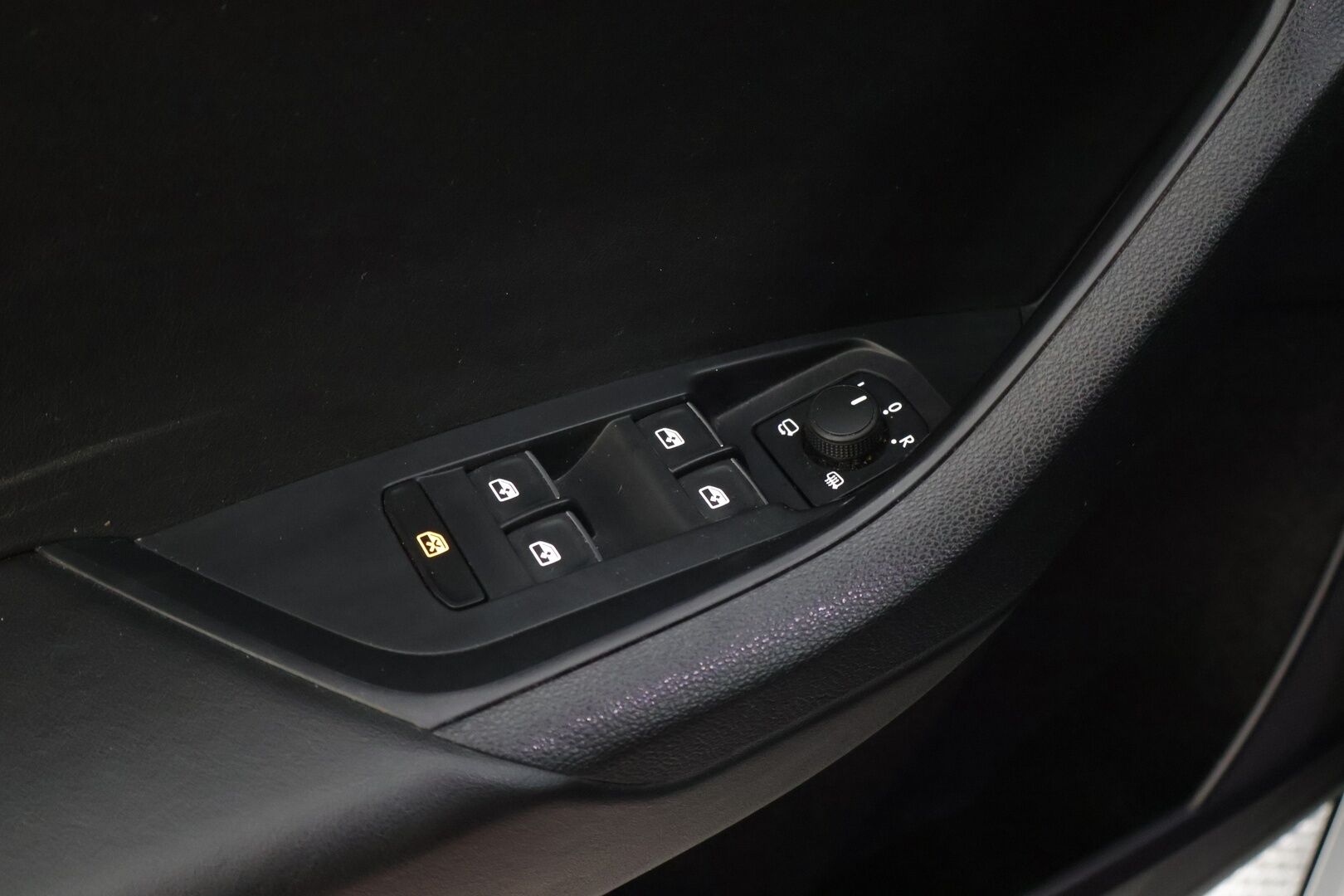 Skoda Kodiaq 2018 2,0 TDI 150 4x4 Style *P-Lämmitin / Vetokoukku / Adapt.Cruise / Sähköistuimet muisteilla / Canton Sound system / Winter paketti* - Navi / LED