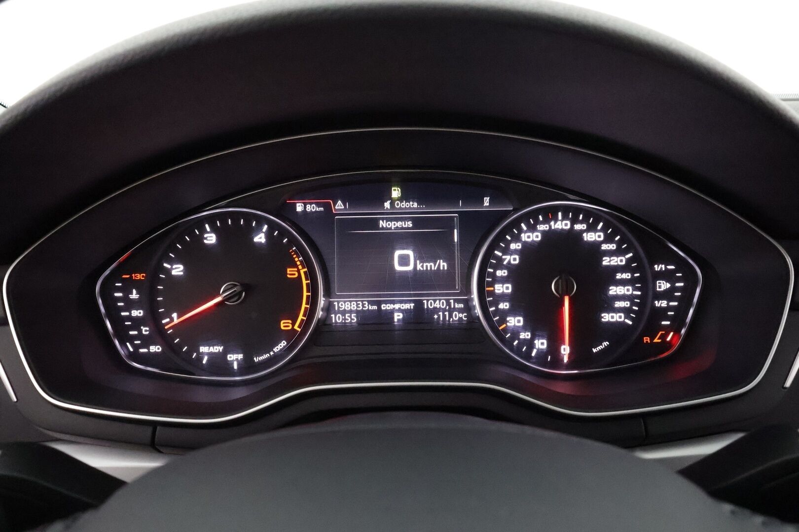 Audi A4 2018 Avant Business Comfort S line Edition 2,0 TDI 140 kW quattro S tronic * Vakkari / Webasto / Koukku / LED / P.tutkat * - Suomi-auto / Kahdet Renkaat - HULLUT AVAJAISHULINAT KORKOTARJOUS 3,29 %