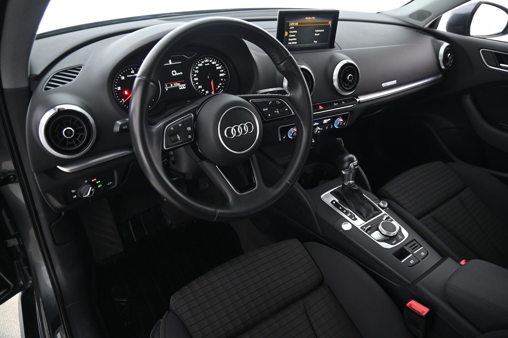 Audi A3 2018 Sedan Pro Business Sport Edition 1,6 TDI 85 kW S tronic * ACC / P.tutka / Keyless / Lohkolämmitin * - Sport istuimet / Suomi-auto kaksilla aluvanteilla! - HULLUT AVAJAISHULINAT KORKOTARJOUS 3,29 %