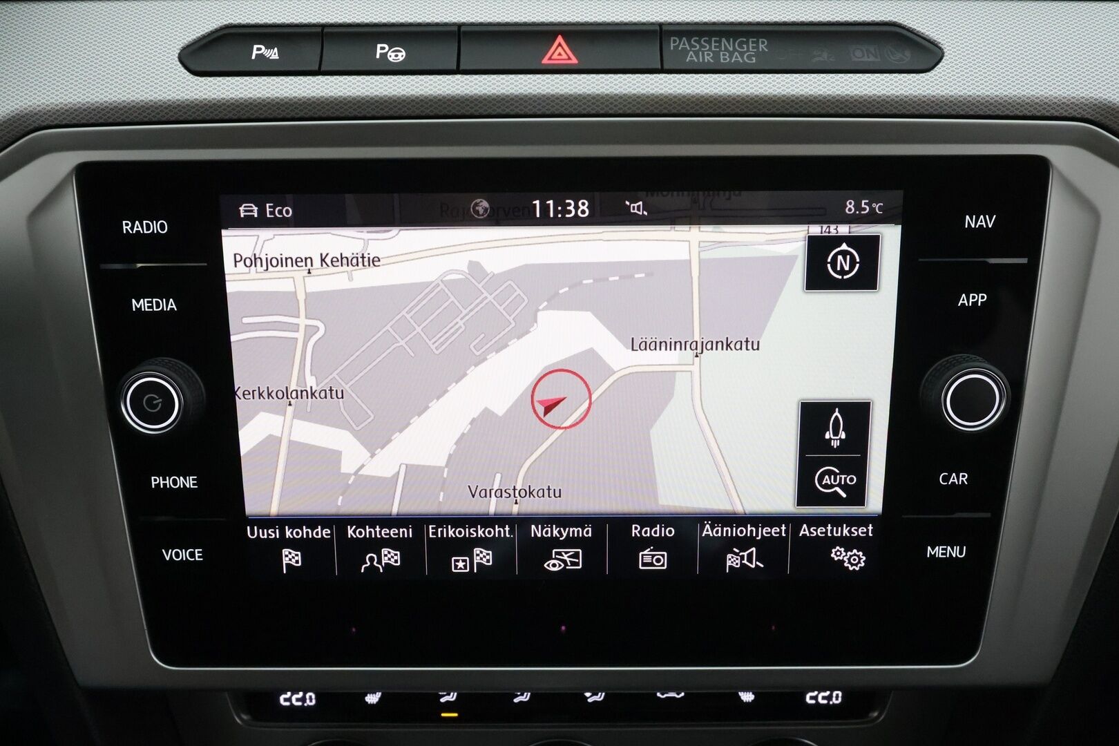 Volkswagen Passat 2018 1.4 TSI Sedan Comfortline 92 kW DSG * ACC / P.tutkat / LED / Navi / Lohko+SIsä / Sähköluukku / AppConnect * - Suomi-auto / Kahdet renkaat Volkswagenin aluvanteilla / Hyvät huollot