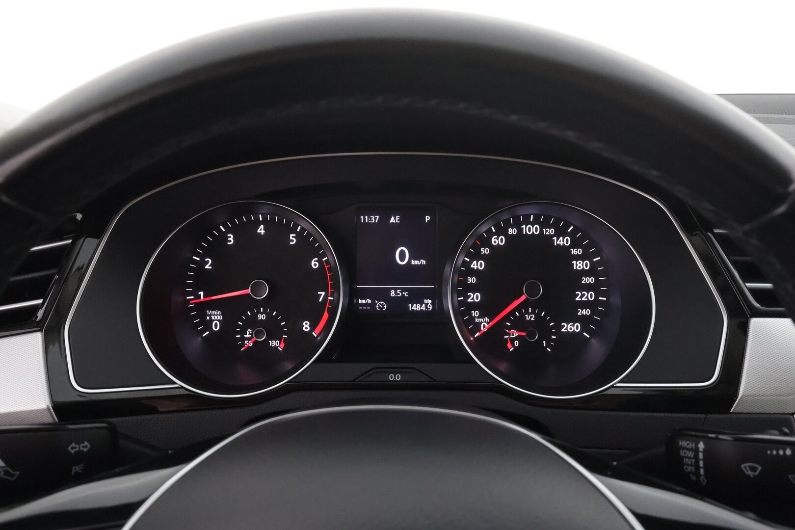 Volkswagen Passat 2018 1.4 TSI Sedan Comfortline 92 kW DSG * ACC / P.tutkat / LED / Navi / Lohko+SIsä / Sähköluukku / AppConnect * - Suomi-auto / Kahdet renkaat Volkswagenin aluvanteilla / Hyvät huollot