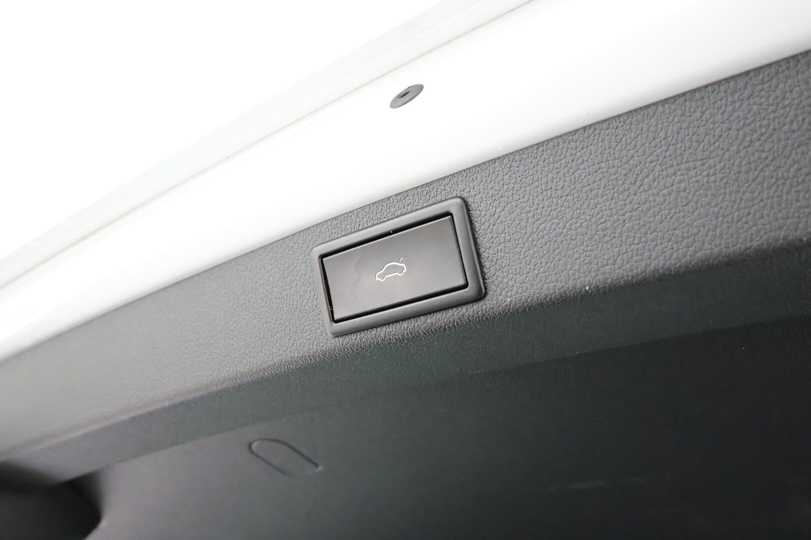 Skoda Octavia 2018 Combi 2,0 TSI RS DSG * Panorama / Webasto / ACC / LED / P.Kamera / Kaistavahti / KeylessGO * - Suomi-auto / Kahdet renkaat - HULLU BLACKWEEK KORKOTARJOUS 2,49%