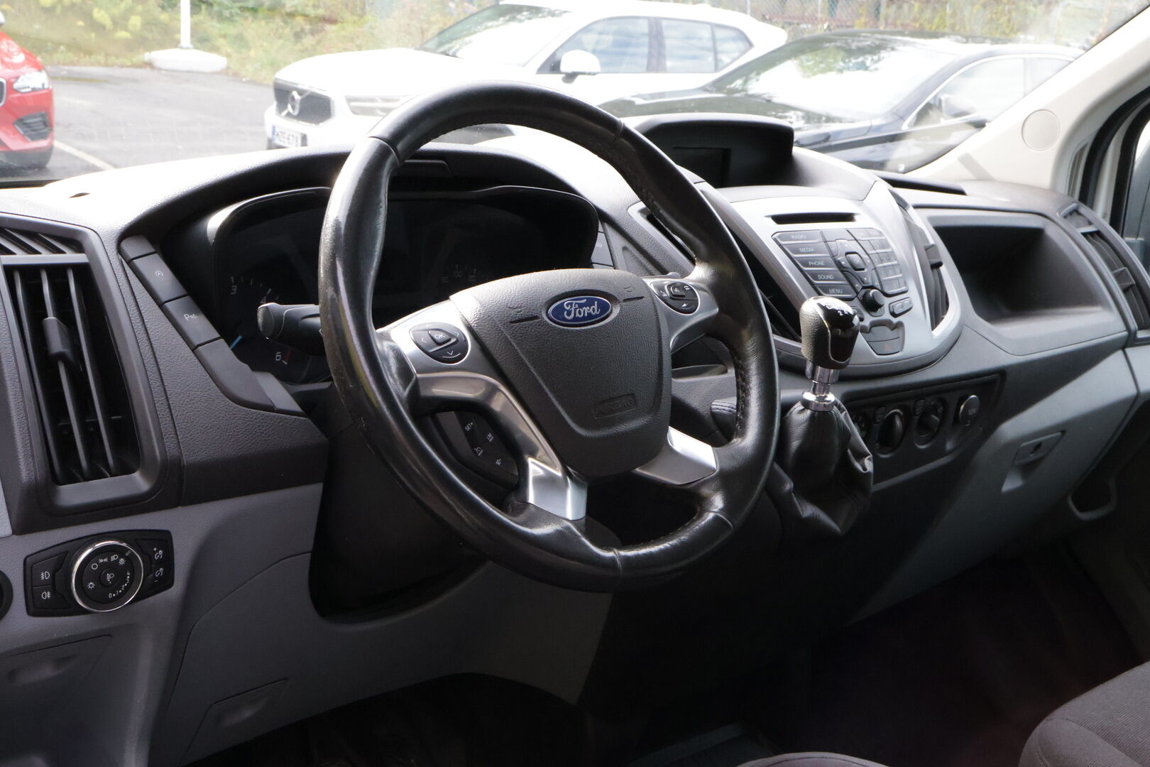 Ford Transit 2018 Van 350 2,0 TDCi 130 hv M6 Etuveto Trend L3H2 4,43 - | Juuri katsastettu | ALV | Websato | Lämm. tuulilasi | P-kamera | LED Lisävalo | Turbo vaihdettu | Jakopää 172tkm | 