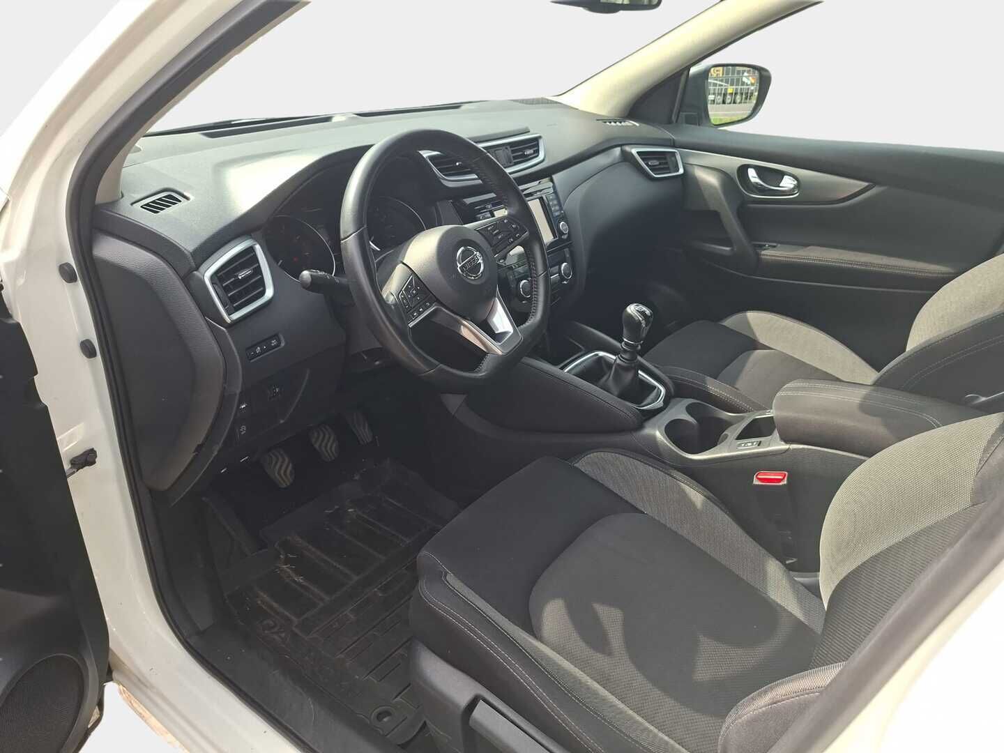 Nissan Qashqai 2017 DIG-T 115 N-Connecta 2WD 6M/T - | Keyless go | Vakionopeudensäädin | Jakopää tehty | 360 kamera | Isofix | Huoltokirja | Kahdet renkaat |