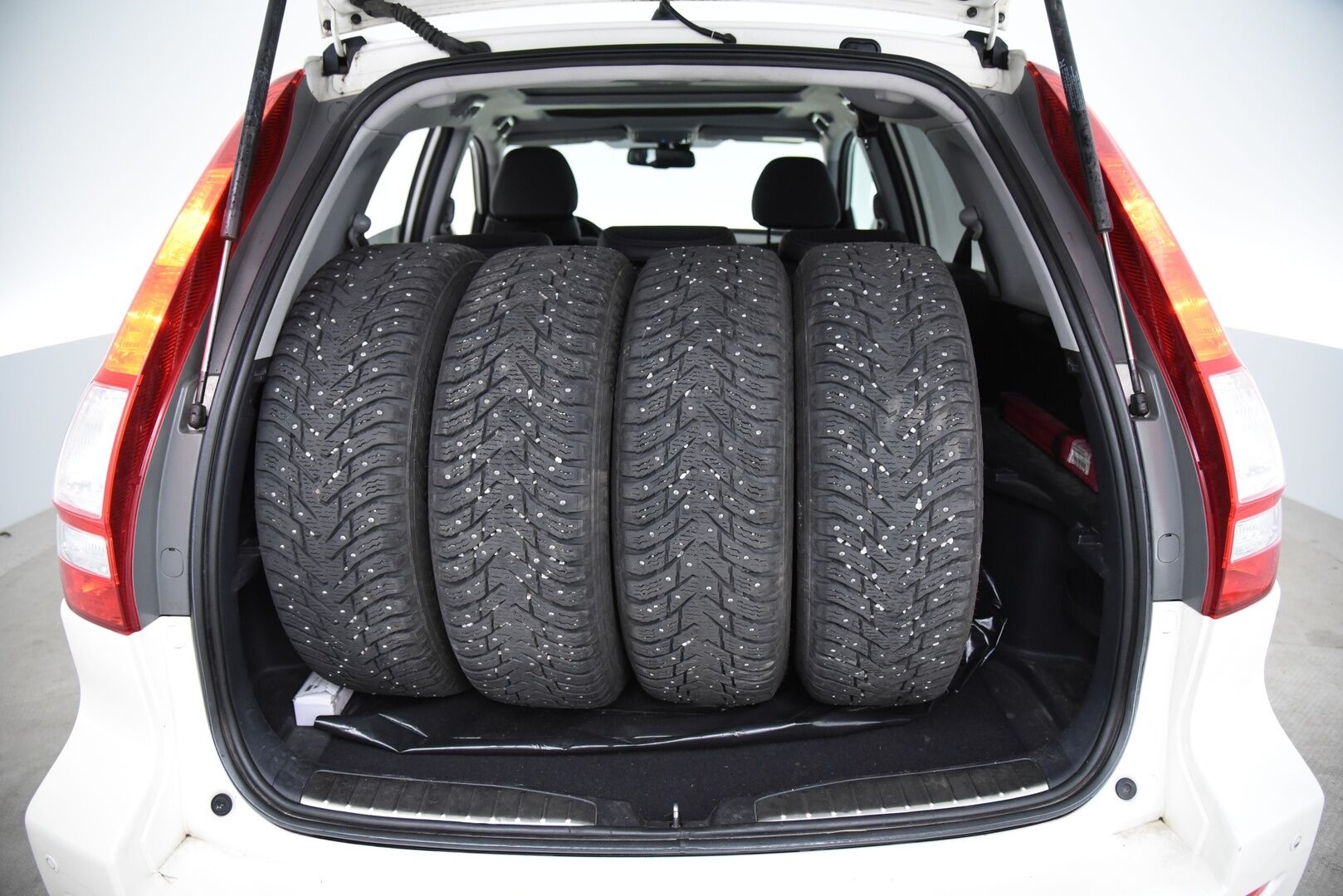 Honda CR-V 2011 2,2 i-DTEC Executive Adv AT 4WD * YritysOutlet - Myydään vain yrityksille * - Panorama / Koukku / Lohko&sisäp. / 2x renkaat & vanteet / Vakkari / Nahat / Helmiäisväri