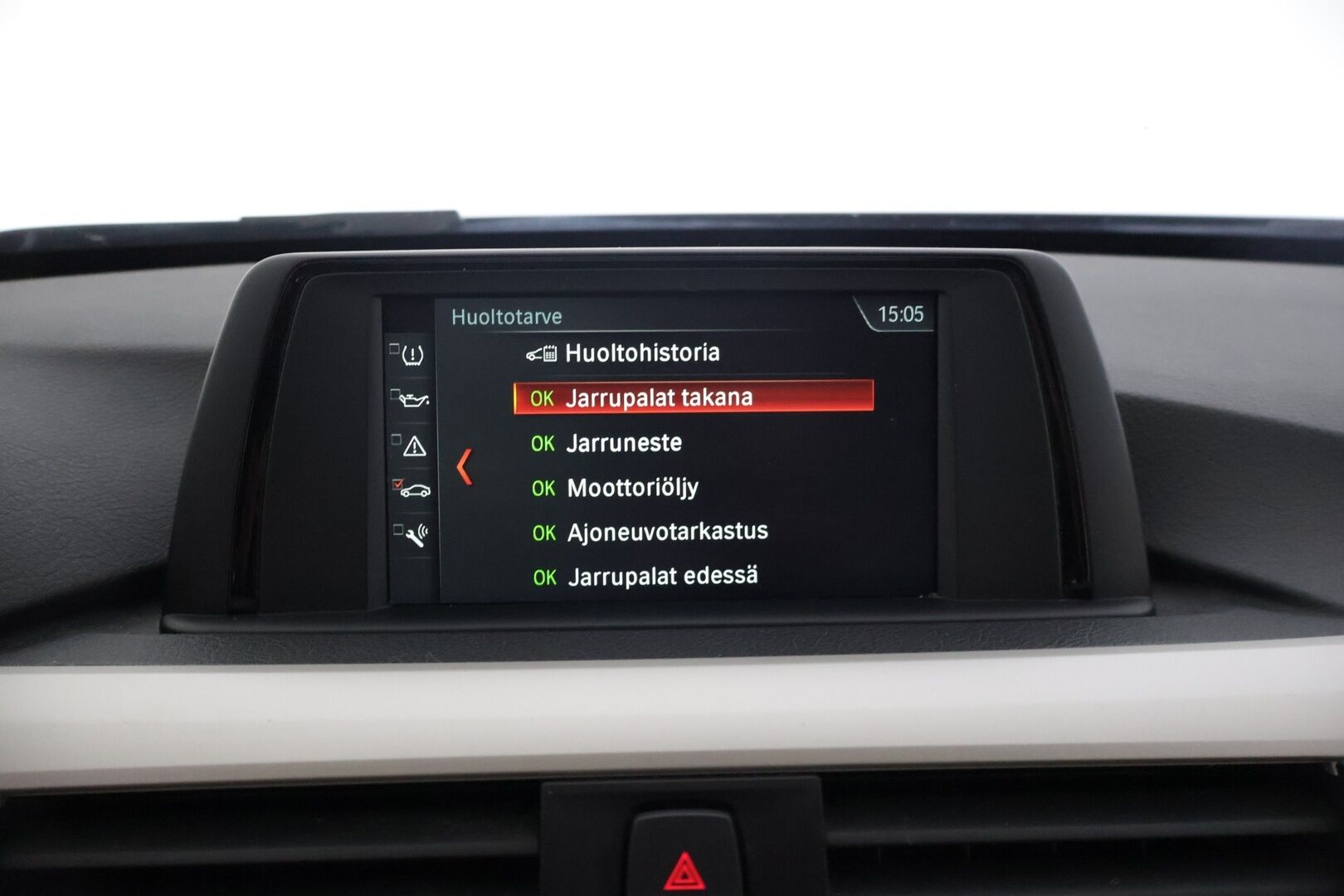 BMW 318 2018 F31 Touring 318d A Business Exclusive * Sporttipenkit / Vetokoukku / P.Tutka / Sähkökontti / Ratinlämmitin / Vakkari / LED * - Musta nahkasisusta! / Suomi-auto / Lohkolämm. + sisätilanlämm. / Kahdet renkaat BMW alumiinivanteilla - HULLUT AVAJAISHULINAT KORKOTARJOUS 3,29 %