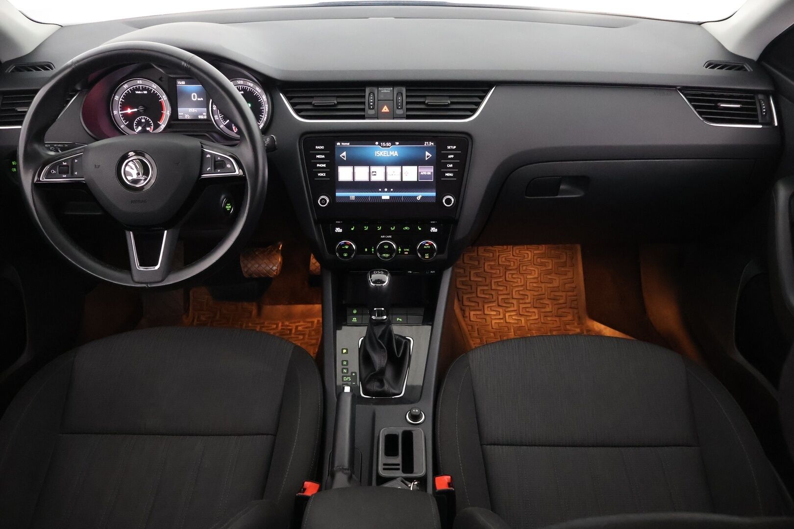 Skoda Octavia 2018 Combi 1,5 TSI Style DSG Autom. - | Suomi-auto | LED | Webasto | Vetokoukku | Side assist | P. kamera | Vakkari | Lämmitettävä tuulilasi |