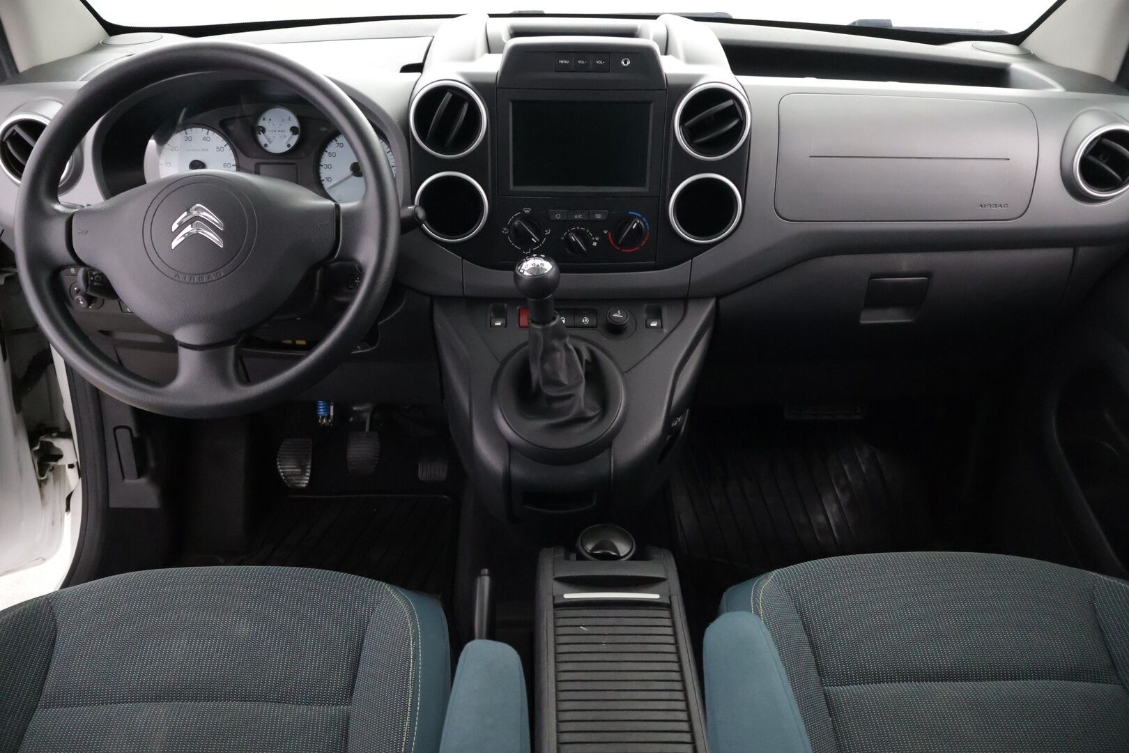 Citroen Berlingo Multispace 2018 PureTech 110 Feel - Suomi-auto | Tutkat | Huoltokirja