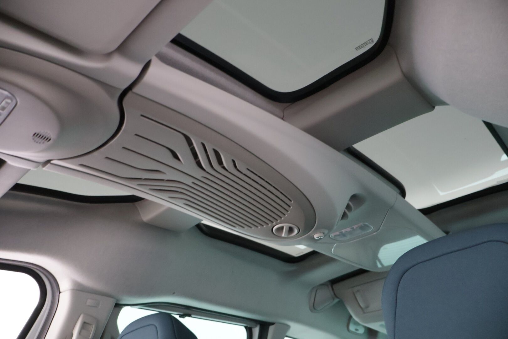 Citroen Berlingo Multispace 2018 PureTech 110 Feel - Suomi-auto | Tutkat | Huoltokirja
