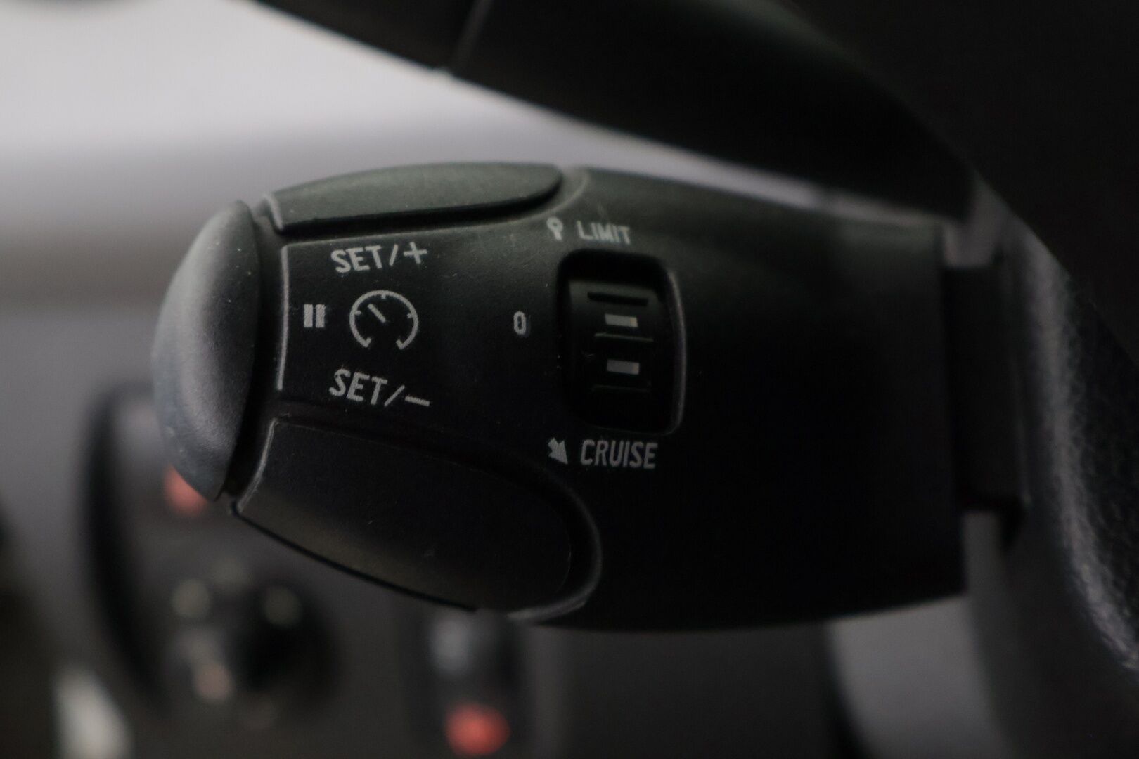 Citroen Berlingo Multispace 2018 PureTech 110 Feel - Suomi-auto | Tutkat | Huoltokirja